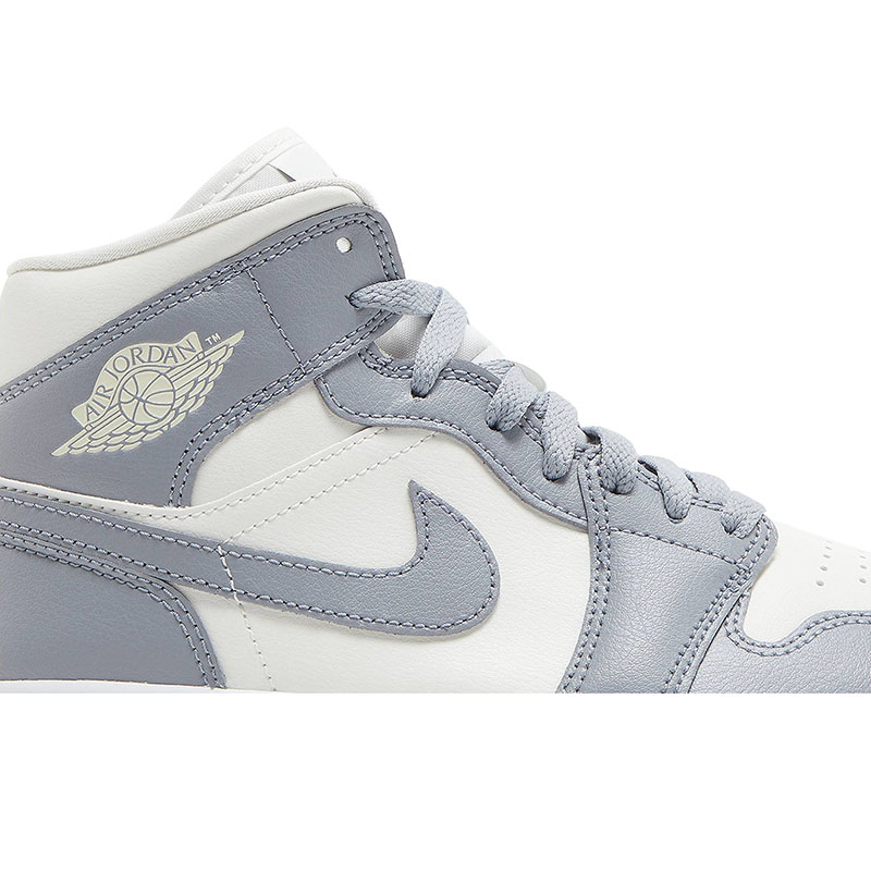 AIR JORDAN 1 MID 'STEALTH'