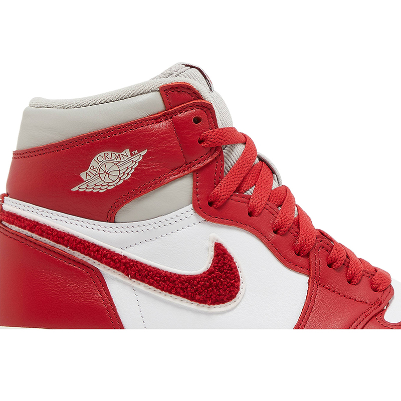 AIR JORDAN 1 HIGH OG 'NEWSTALGIA CHENILLE'