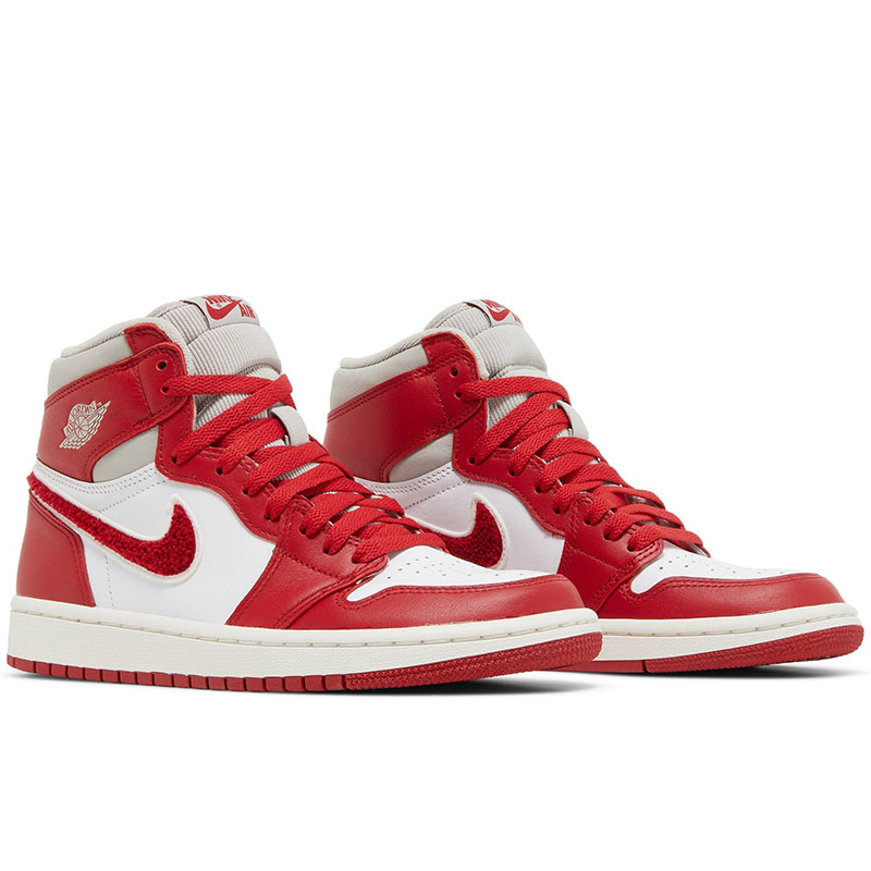 AIR JORDAN 1 HIGH OG 'NEWSTALGIA CHENILLE'