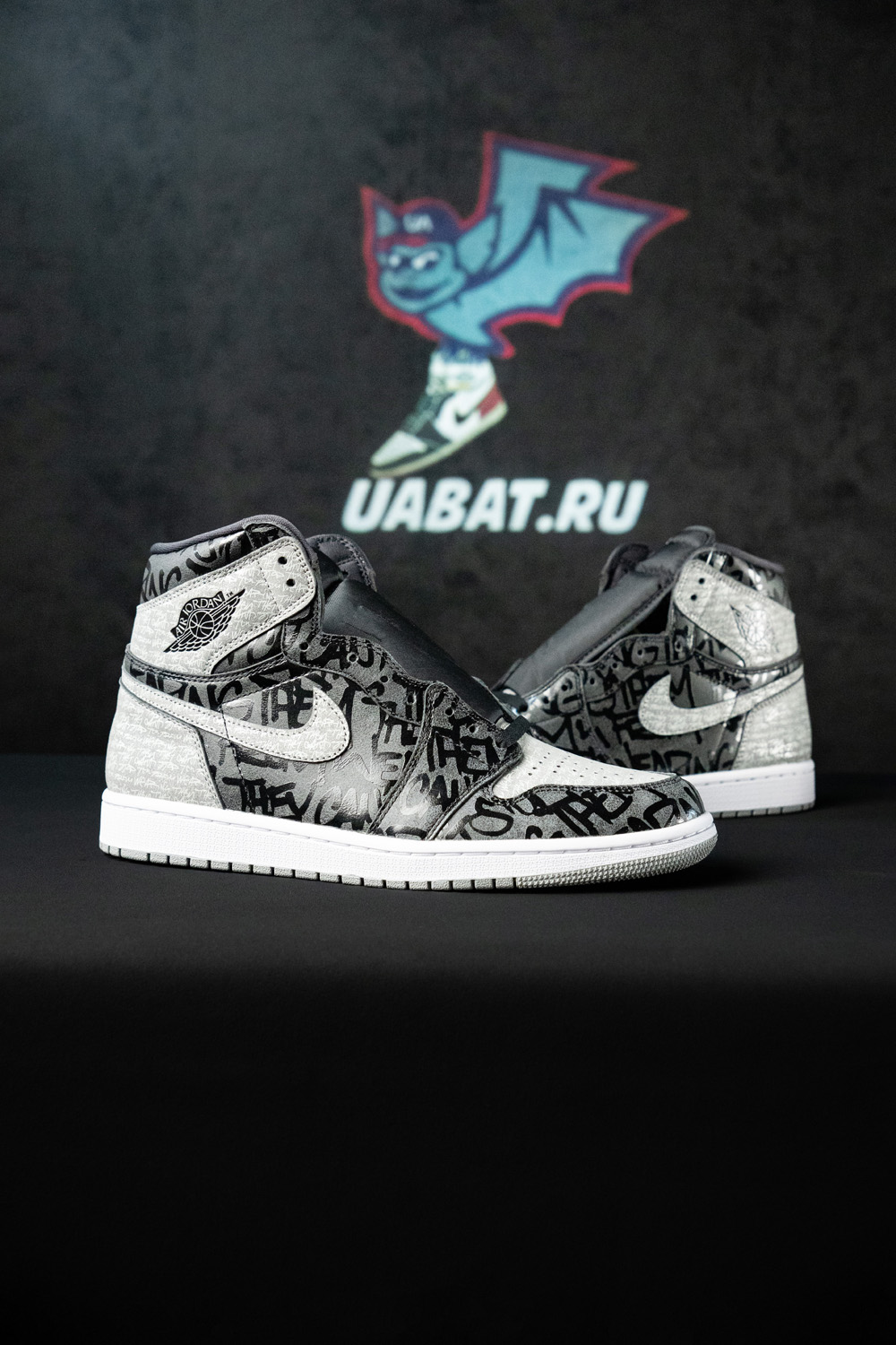 AIR JORDAN 1 HIGH OG 'REBELLIONAIRE'
