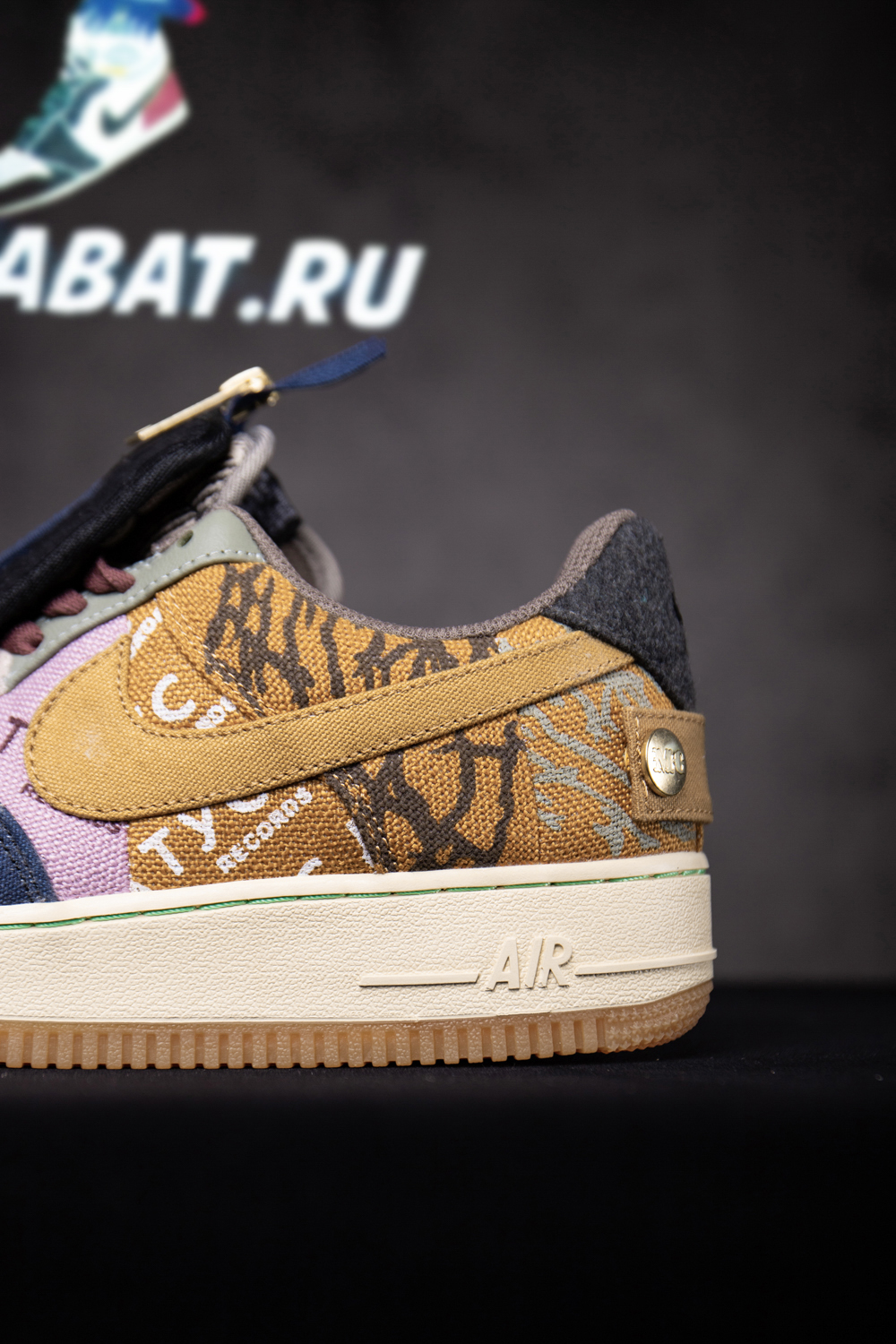 Travis Scott x Air Force 1 Low 'Cactus Jack'
