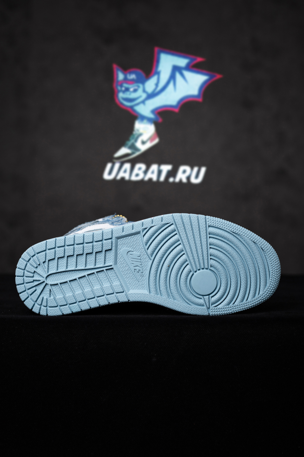 AIR JORDAN 1 HIGH OG 'DENIM'