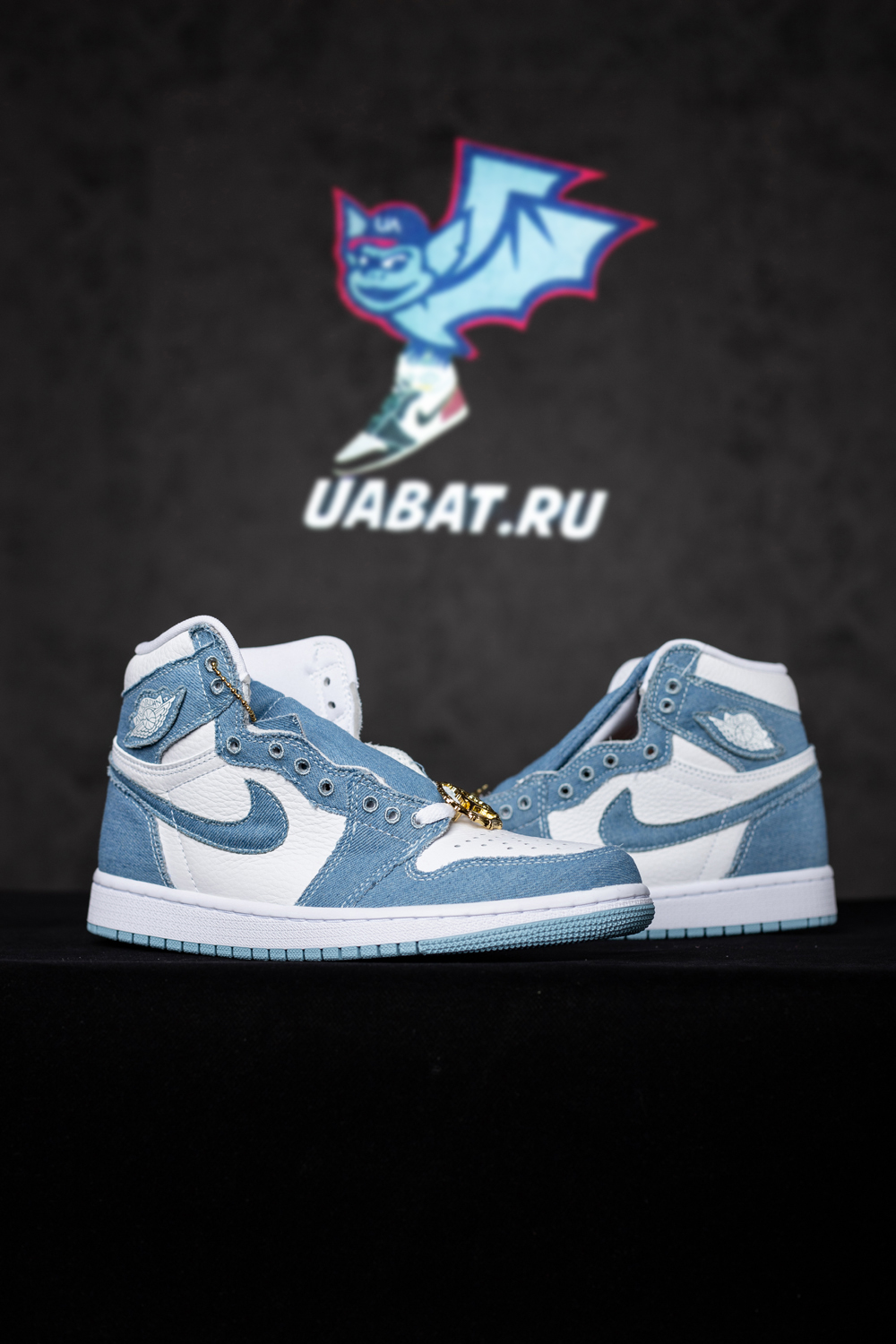 AIR JORDAN 1 HIGH OG 'DENIM'