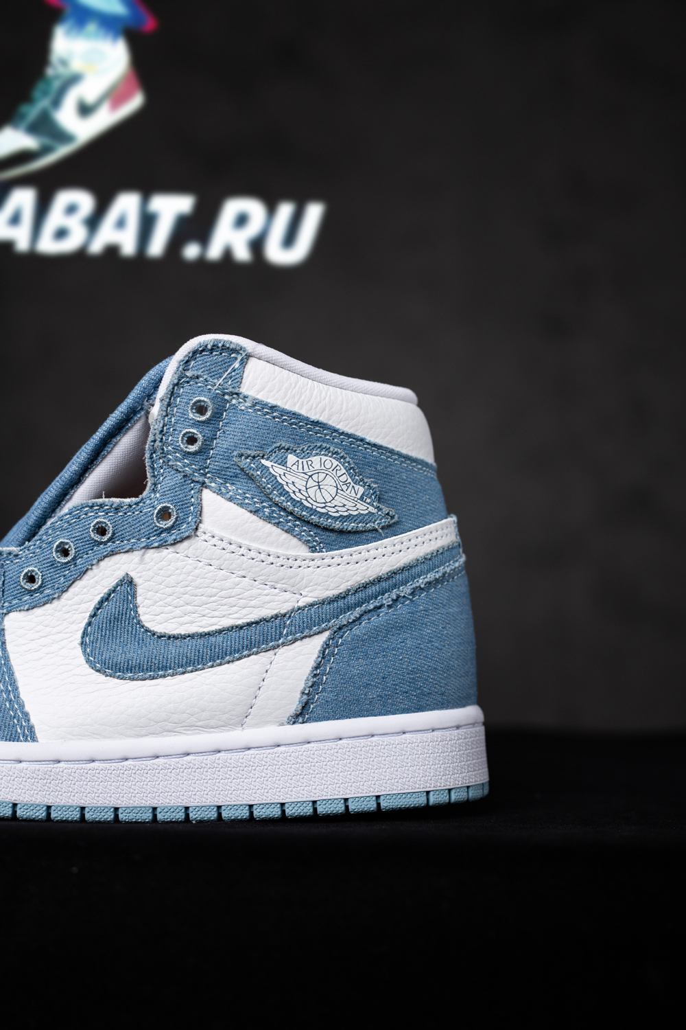 AIR JORDAN 1 HIGH OG 'DENIM'