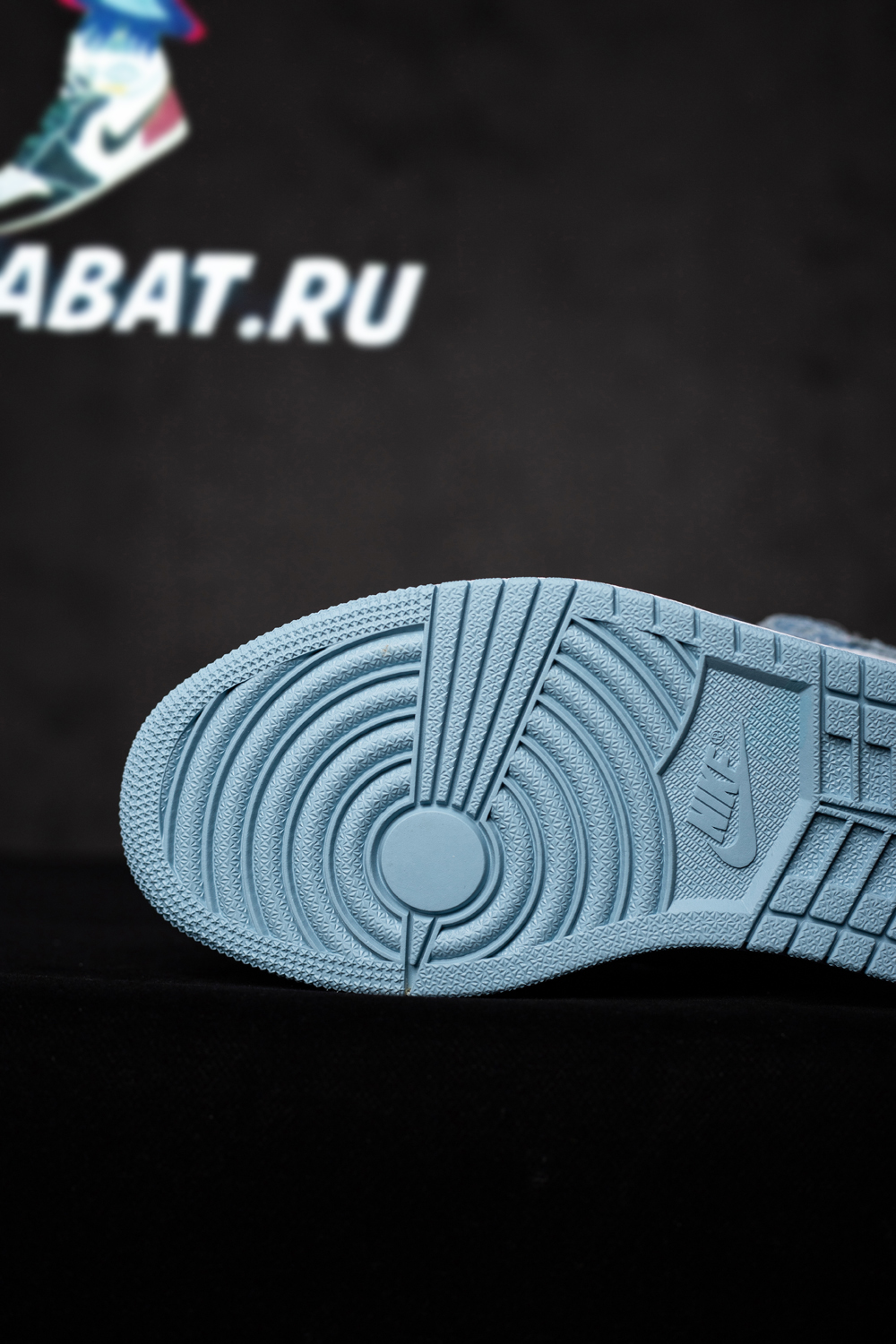 AIR JORDAN 1 HIGH OG 'DENIM'