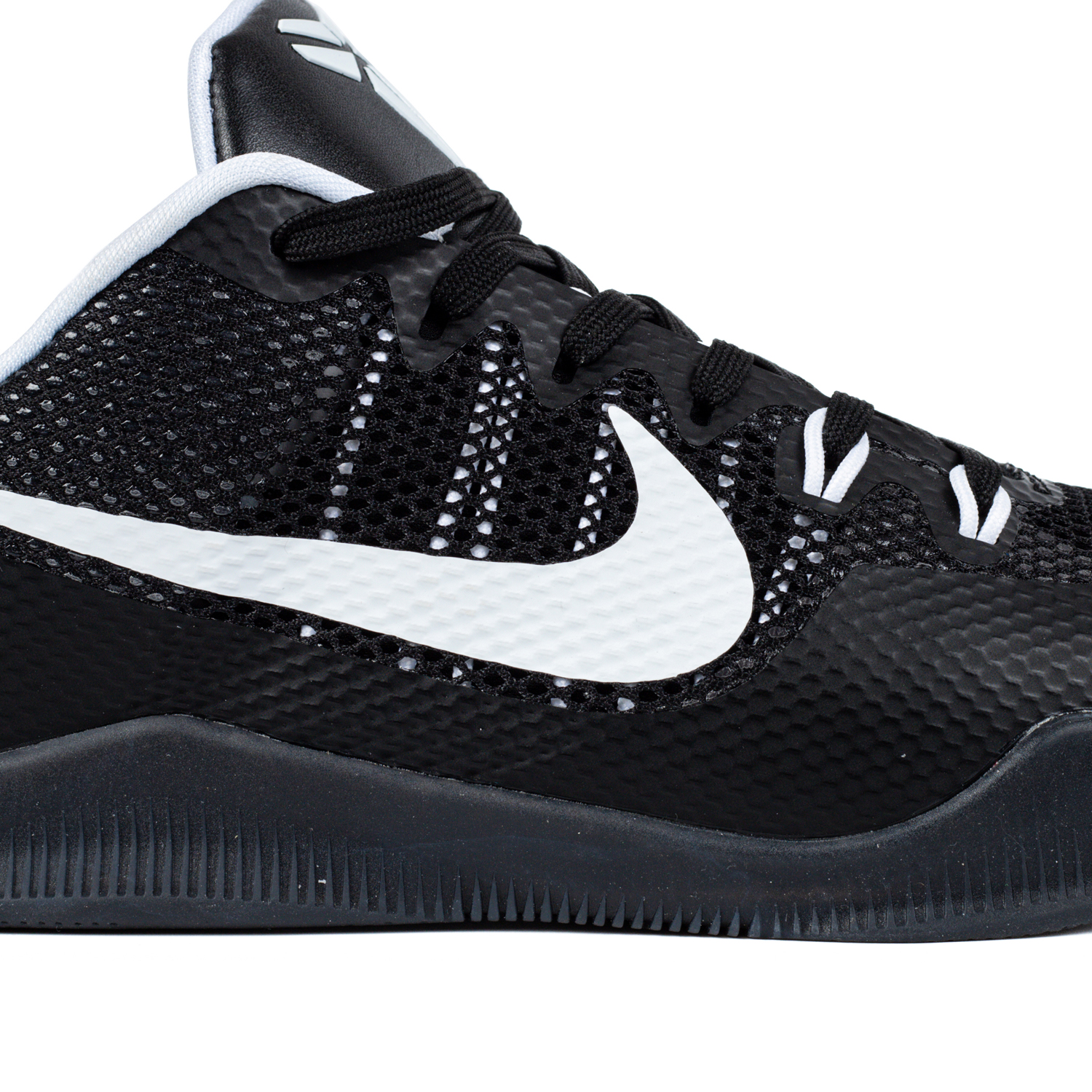 Kobe 11 TB 'Black'