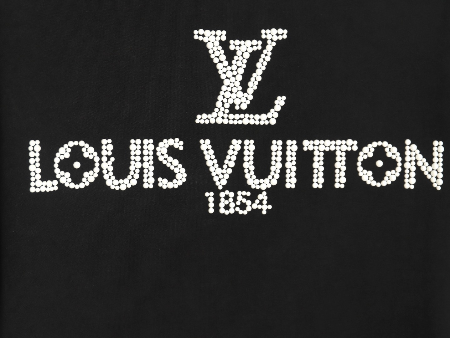 Louis Vuitton pearl hot diamond letter logo short sleeve TSK1