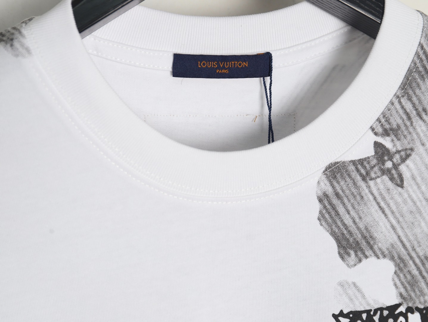Louis Vuitton ink smudged letters printed short sleeves