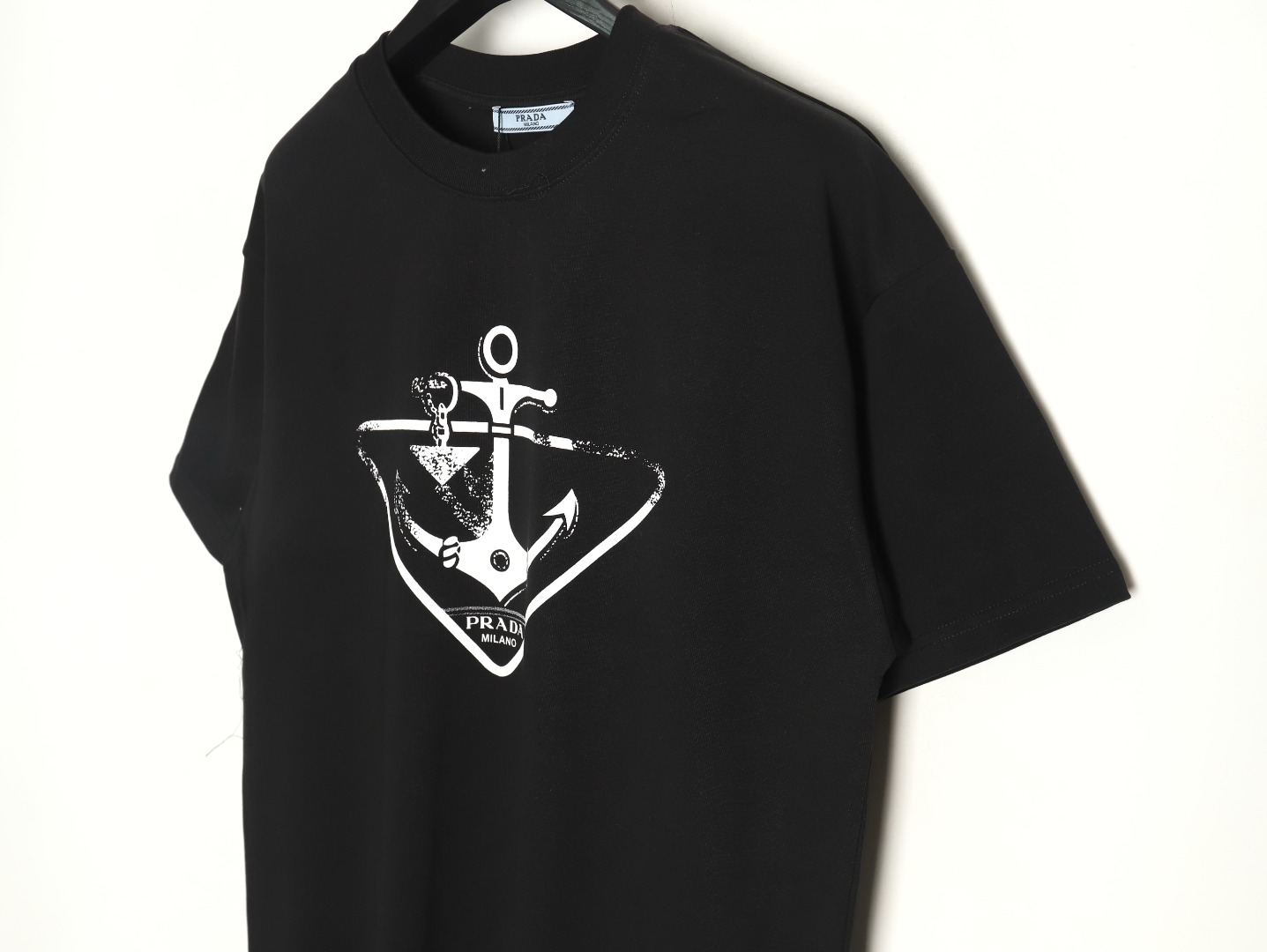 Prada Classic Anchor Triangle Print Round Neck T-Shirt TSK1