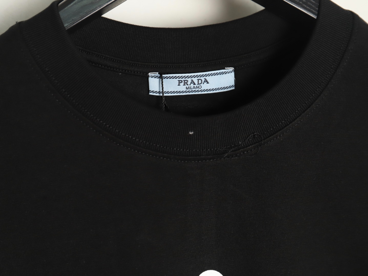 Prada Classic Anchor Triangle Print Round Neck T-Shirt TSK1
