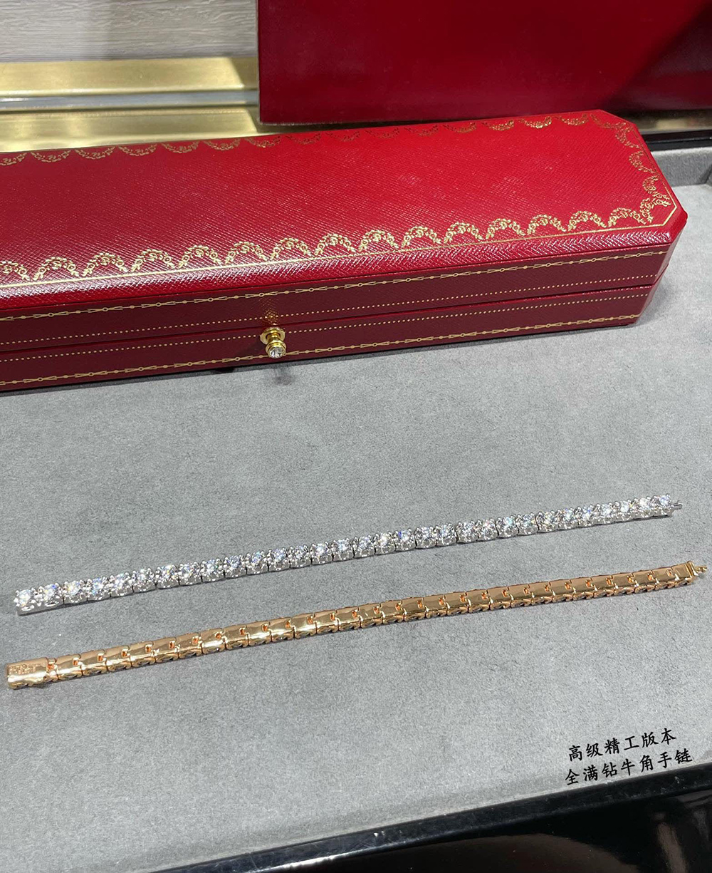 Cartier full diamond horn bracelet A0285