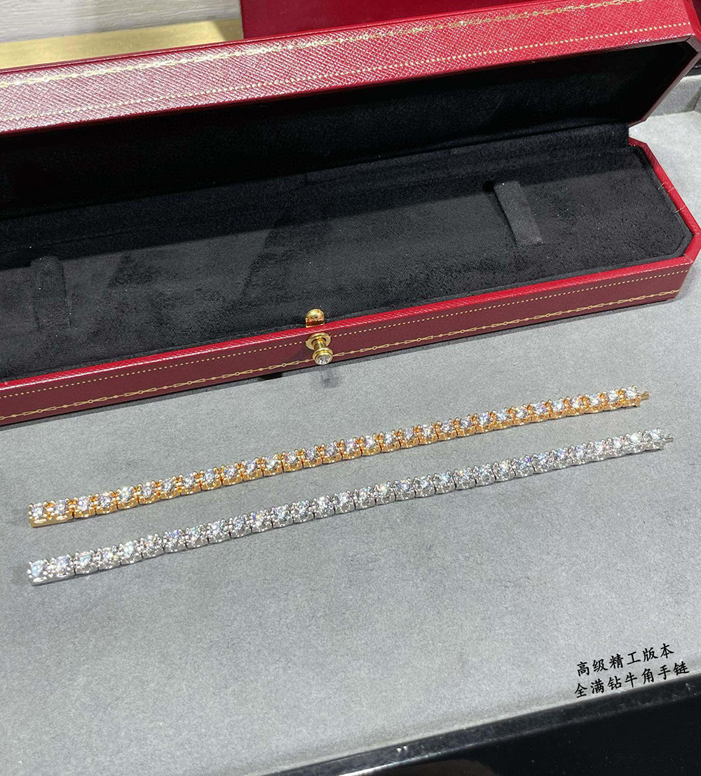 Cartier full diamond horn bracelet A0285