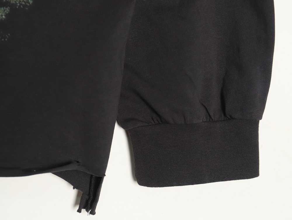 Balenciaga ripped long sleeves with blurred pattern TSK1