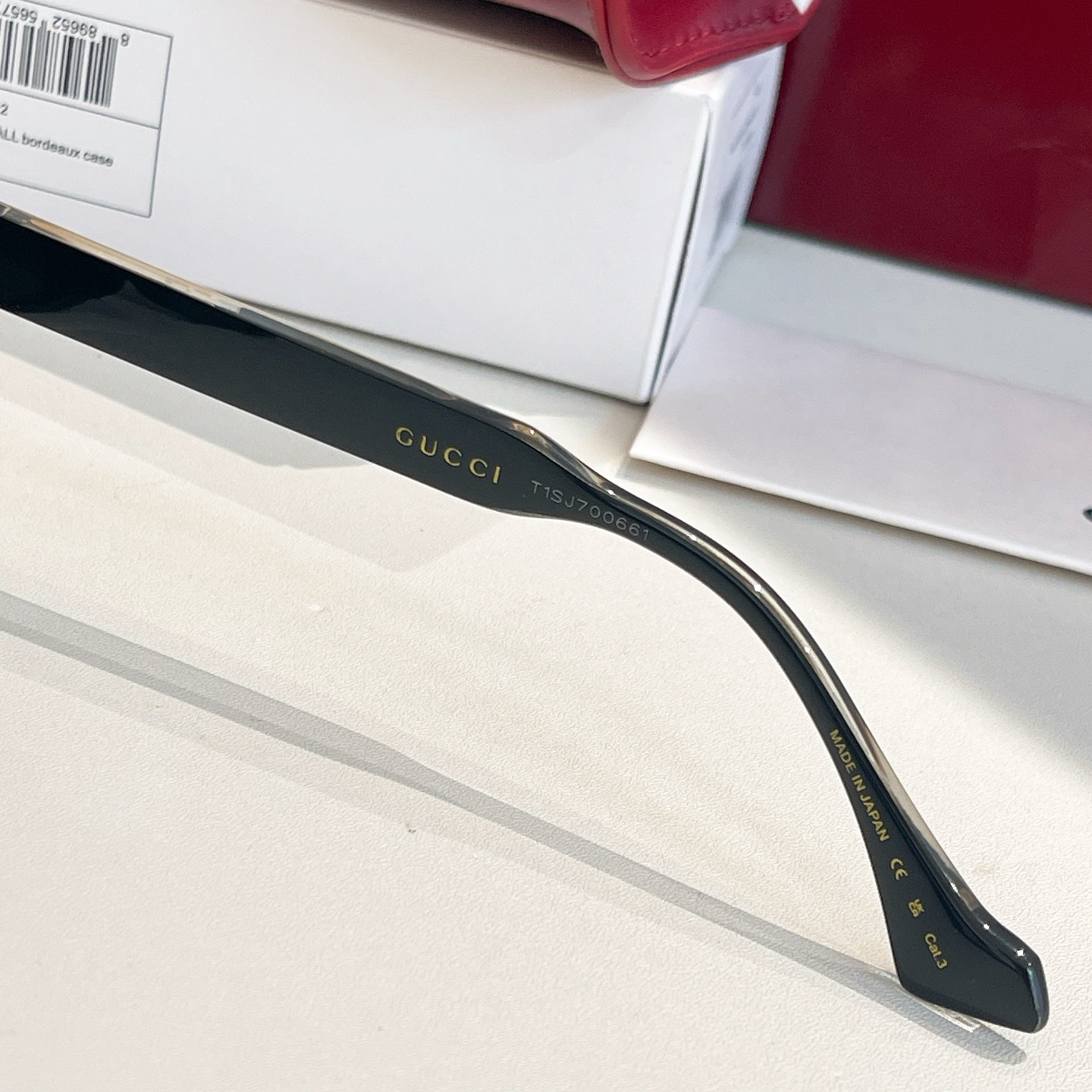 Gucci Oval frame sunglasses 797523