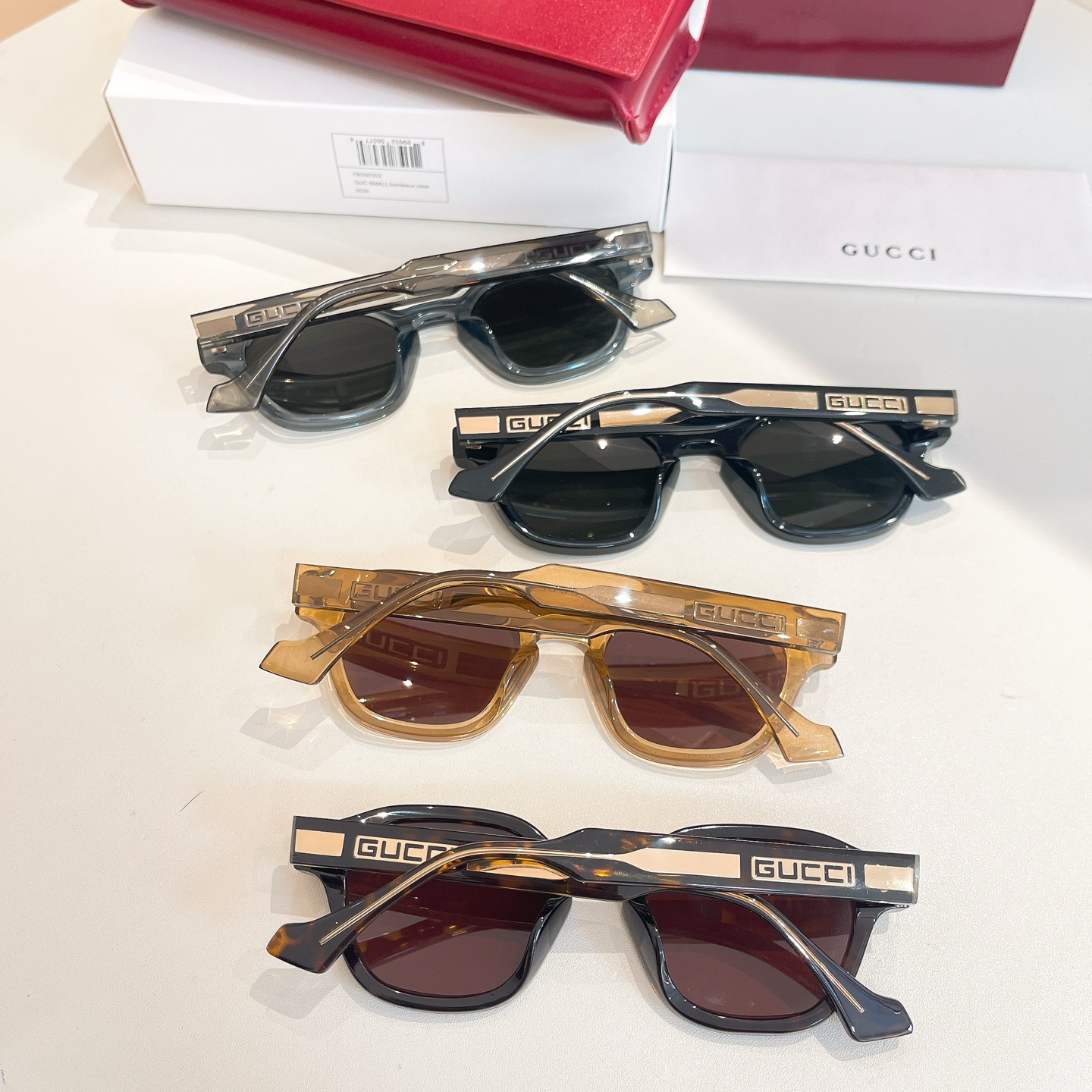 Gucci Oval frame sunglasses 797523