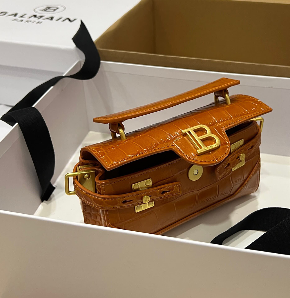 Balmain B-Buzz 19 Bags L014F8 19*12*7.5cm