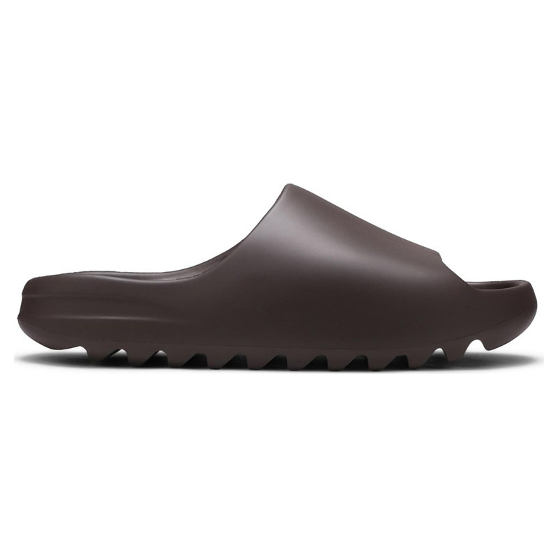 YEEZY SLIDES 'SOOT' 2021