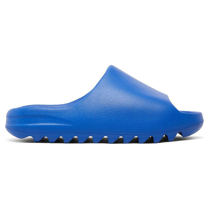 YEEZY SLIDES 'AZURE'