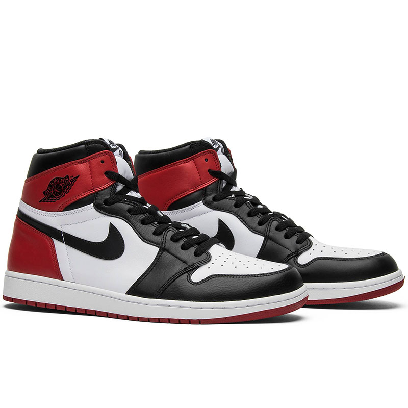 AIR JORDAN 1 RETRO HIGH OG 'BLACK TOE' 2016