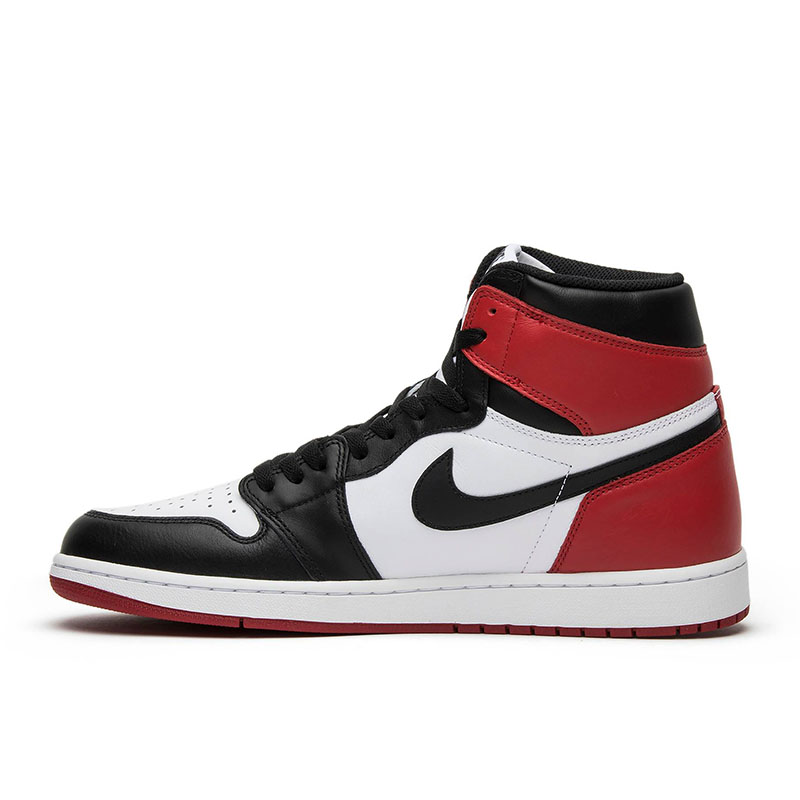 AIR JORDAN 1 RETRO HIGH OG 'BLACK TOE' 2016