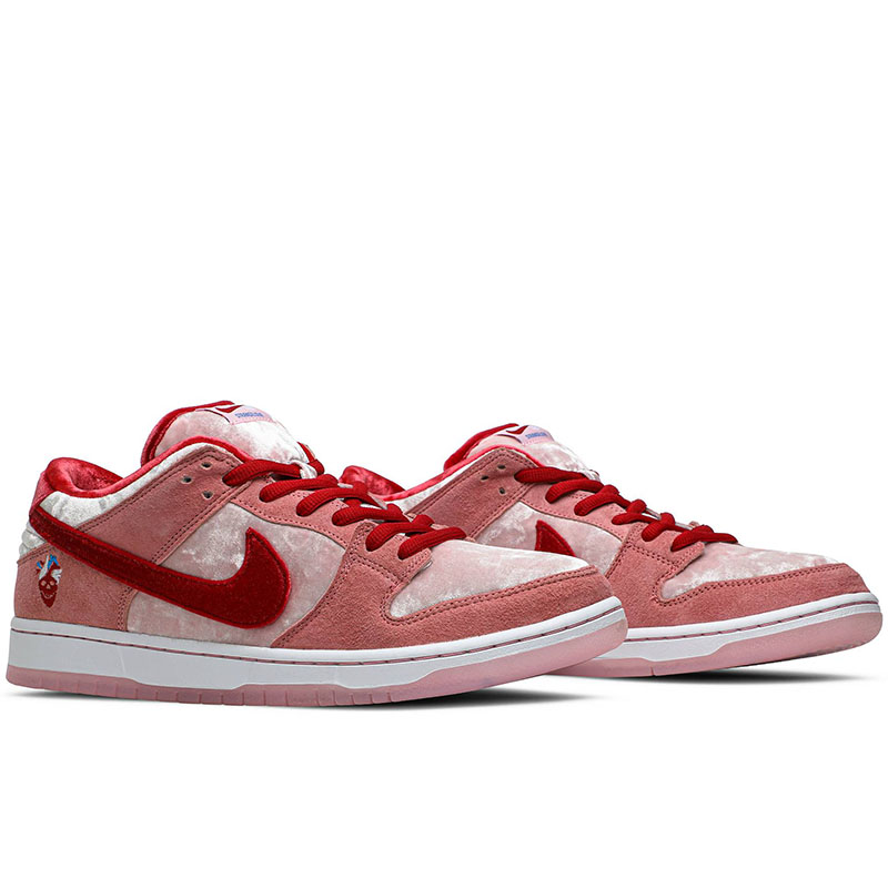 STRANGELOVE X DUNK LOW SB 'VALENTINE'S DAY'