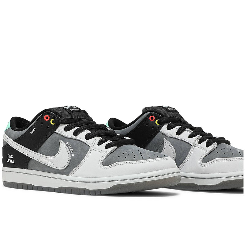 DUNK LOW SB 'CAMCORDER'
