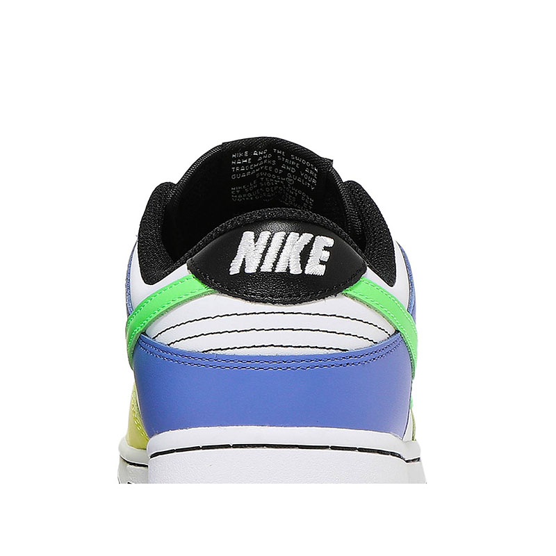 DUNK LOW 'GREEN STRIKE'