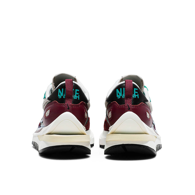 SACAI X VAPORWAFFLE SP 'STRING VILLAIN RED'