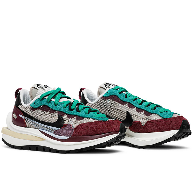 SACAI X VAPORWAFFLE SP 'STRING VILLAIN RED'