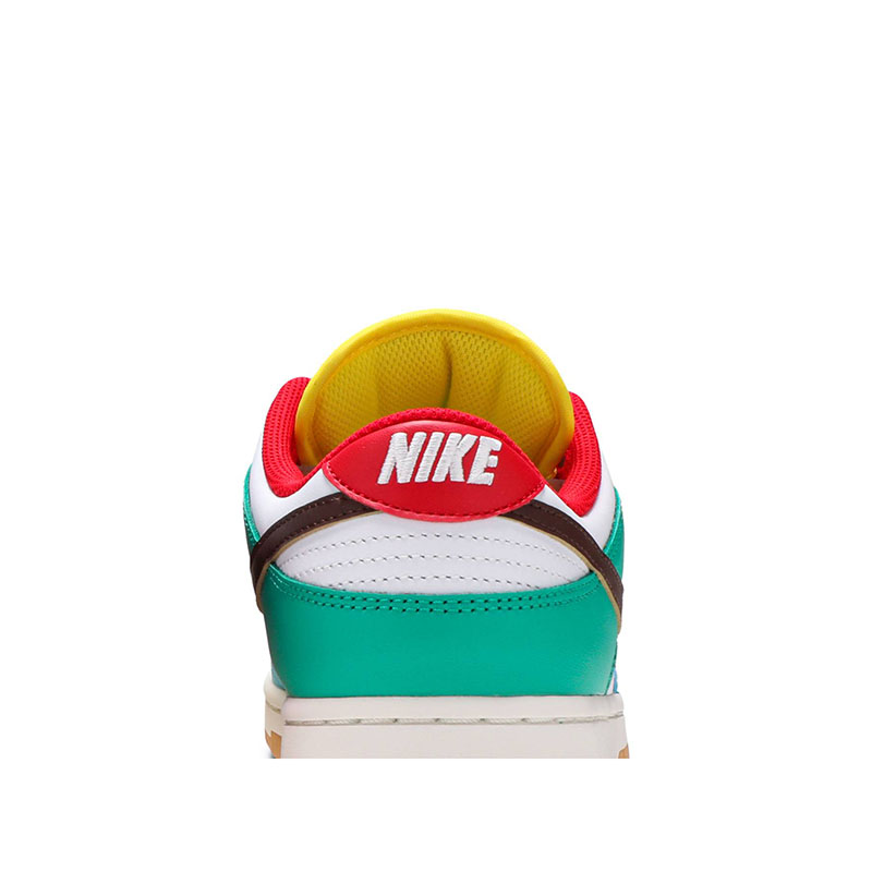 DUNK LOW SE 'FREE.99 - WHITE'