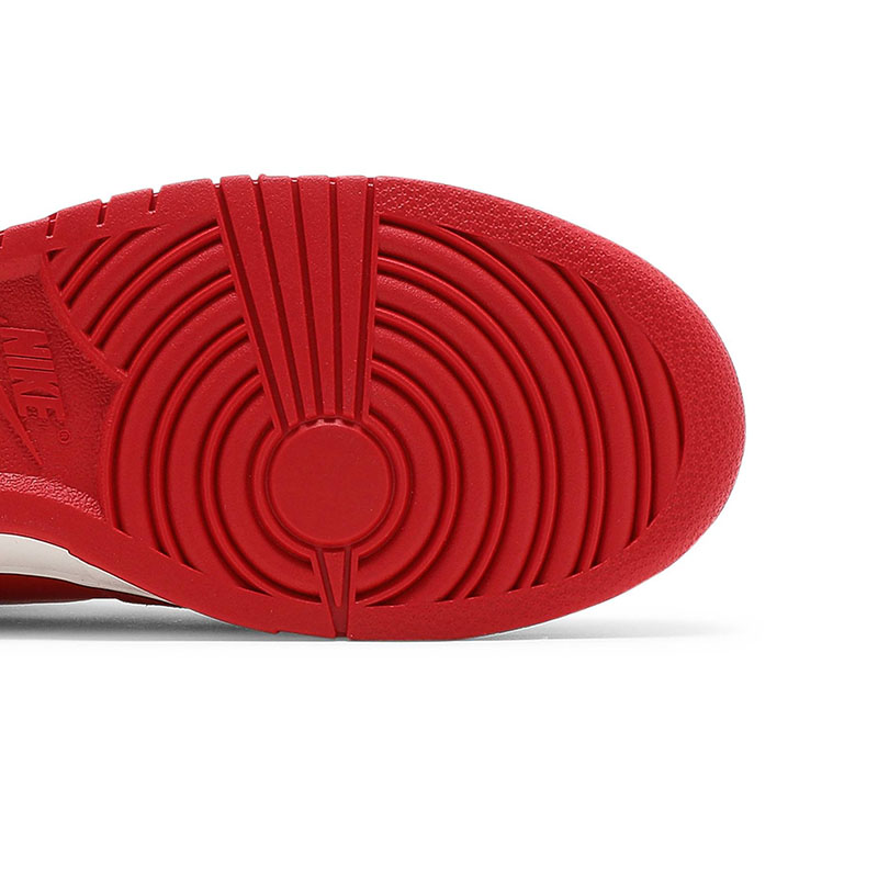 DUNK HIGH SE 'FIRST USE PACK - UNIVERSITY RED'