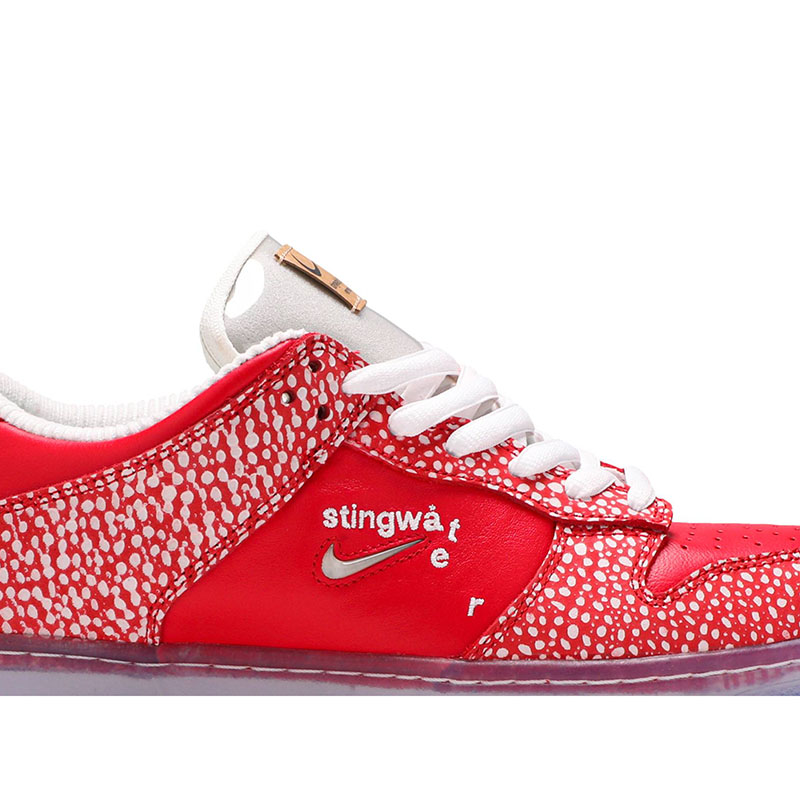 STINGWATER X DUNK LOW SB 'MAGIC MUSHROOM'