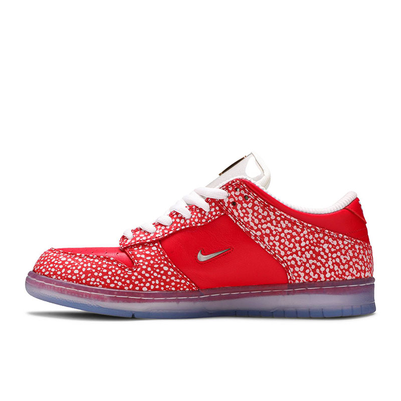 STINGWATER X DUNK LOW SB 'MAGIC MUSHROOM'