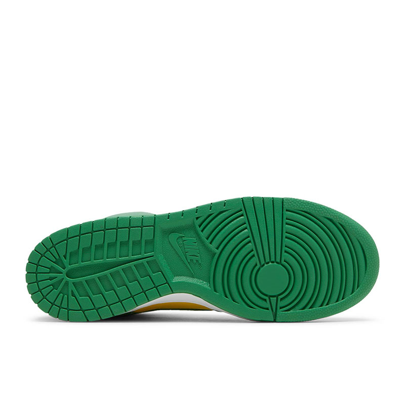 Supreme x Dunk High SB 'By Any Means - Brazil'