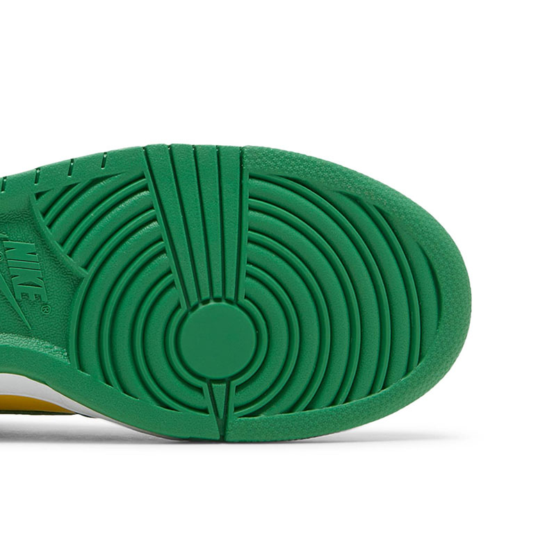 Supreme x Dunk High SB 'By Any Means - Brazil'