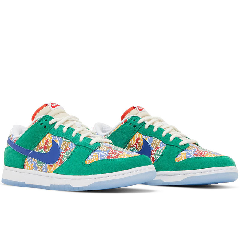 DUNK LOW 'FOAM FINGER'