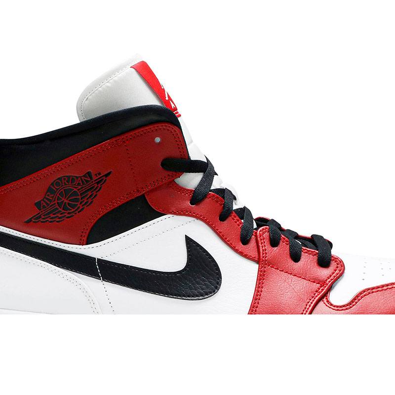 AIR JORDAN 1 MID 'CHICAGO'