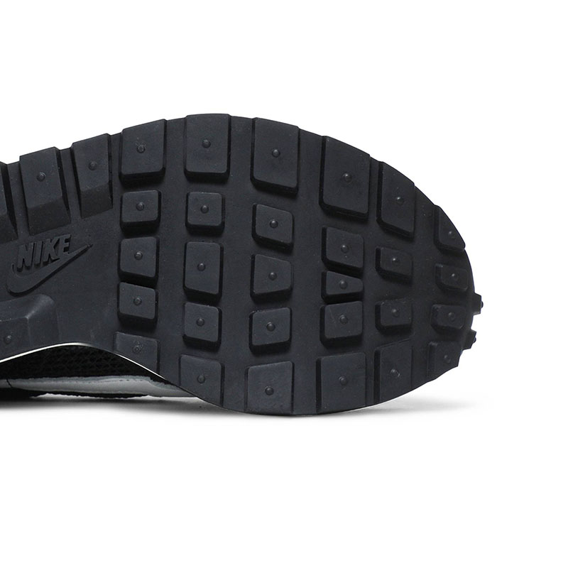 SACAI X VAPORWAFFLE 'BLACK WHITE'