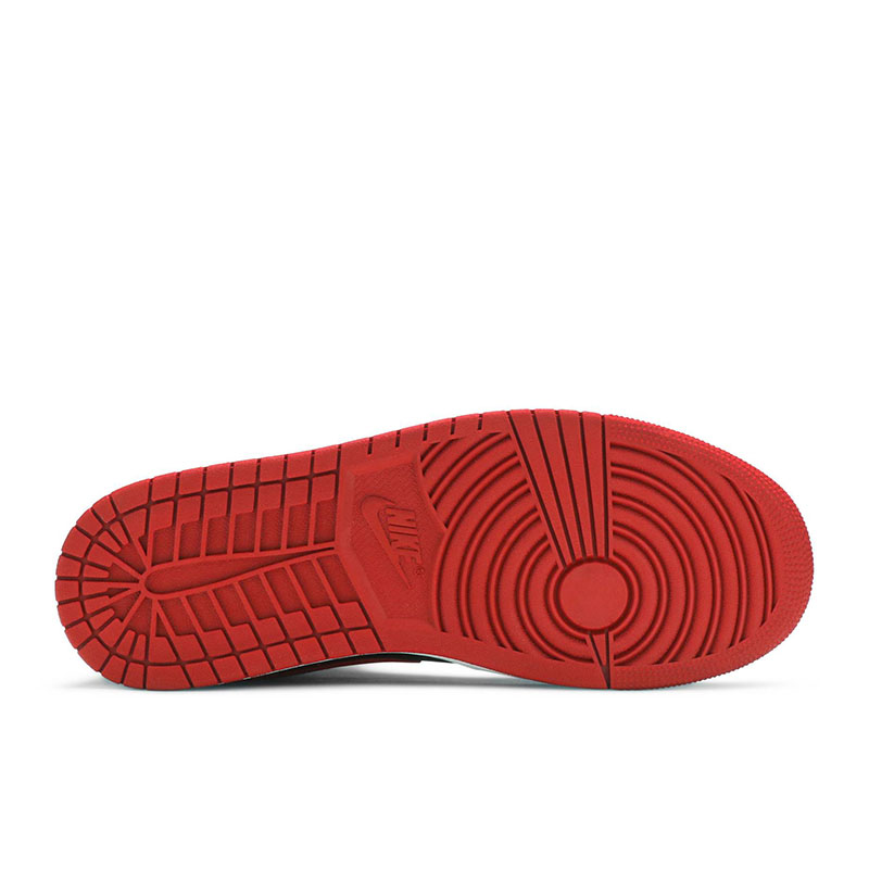 AIR JORDAN 1 MID 'BANNED'