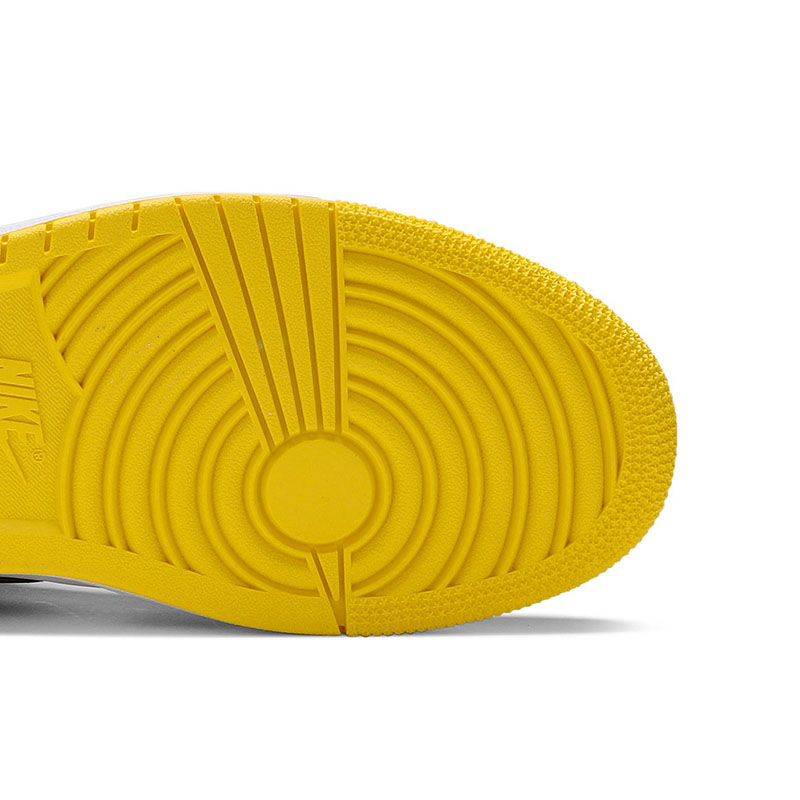 AIR JORDAN 1 MID SE 'YELLOW TOE'