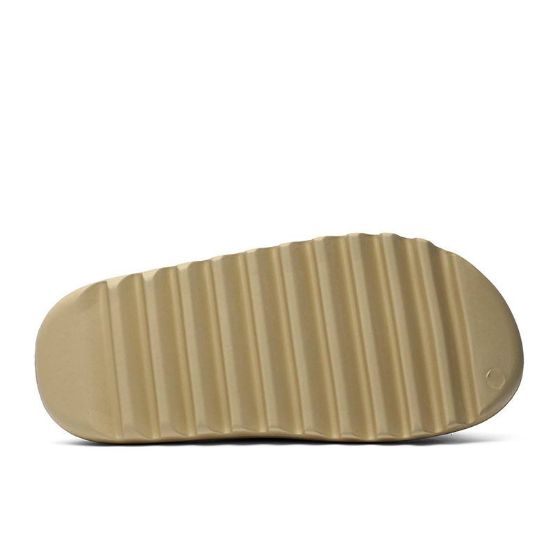 YEEZY SLIDES 'DESERT SAND'