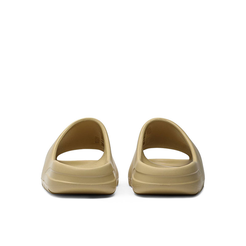 YEEZY SLIDES 'DESERT SAND'