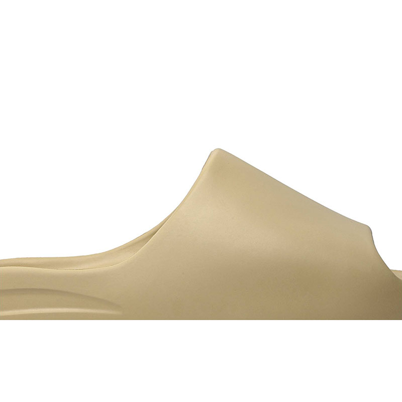 YEEZY SLIDES 'DESERT SAND'