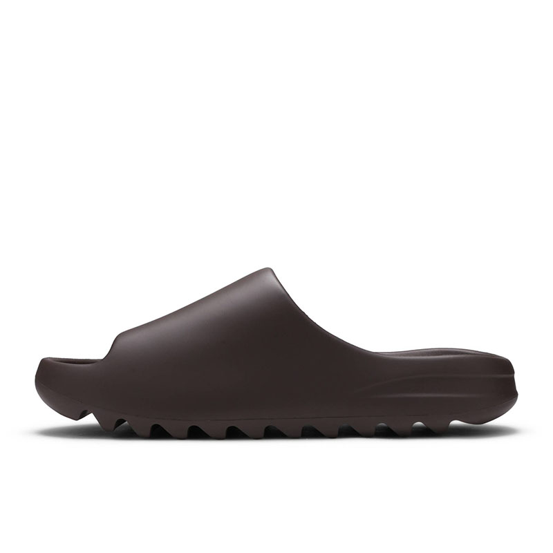 YEEZY SLIDES 'SOOT' 2021