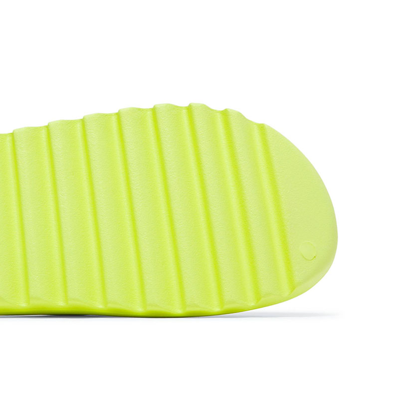 YEEZY SLIDES 'GLOW GREEN' 2022