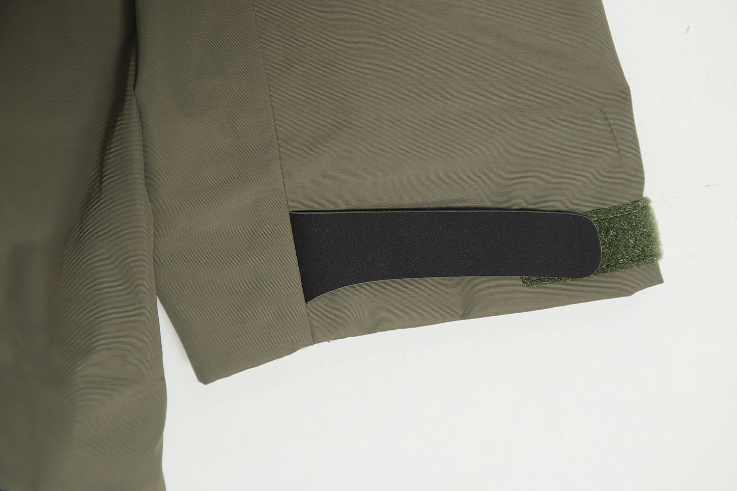 ARC'TERYX Alpha SV Outdoor Hardshell Jacket TSK2