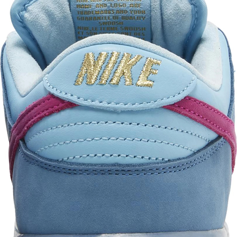 Run The Jewels x Dunk Low SB '4/20'