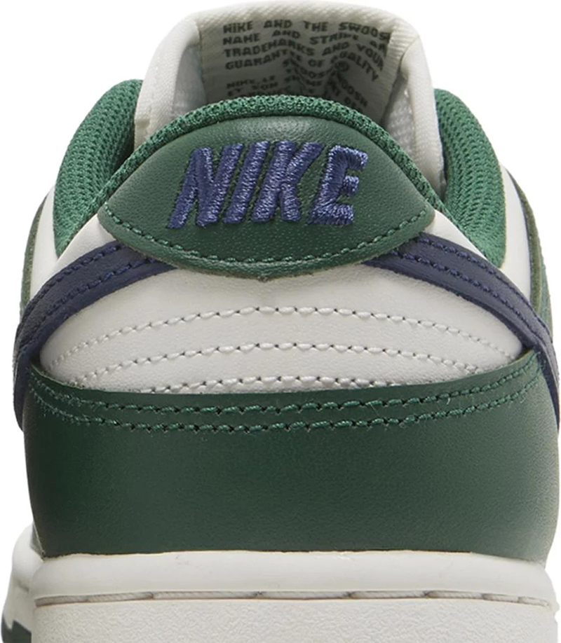 Dunk Low 'Gorge Green'