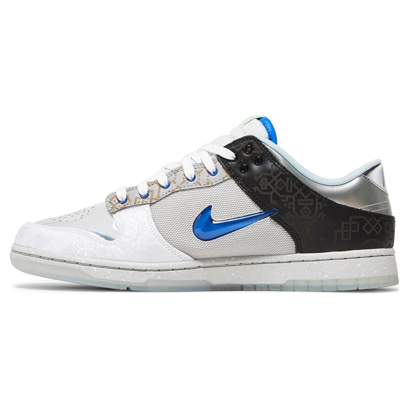 CLOT x Dunk Low SP 'What The' With Trading Card