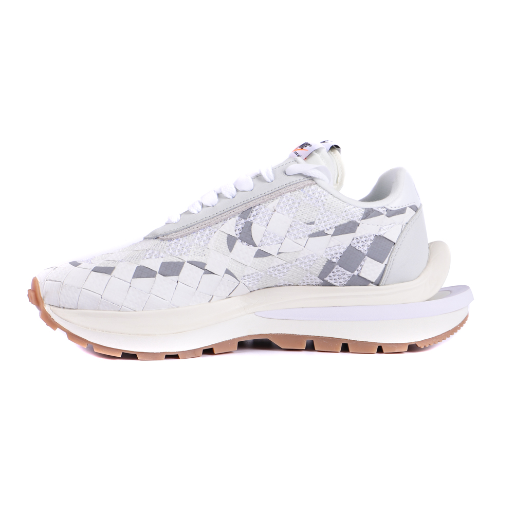 Sacai X Nike LDVaporwaffle Mix  Low "White"